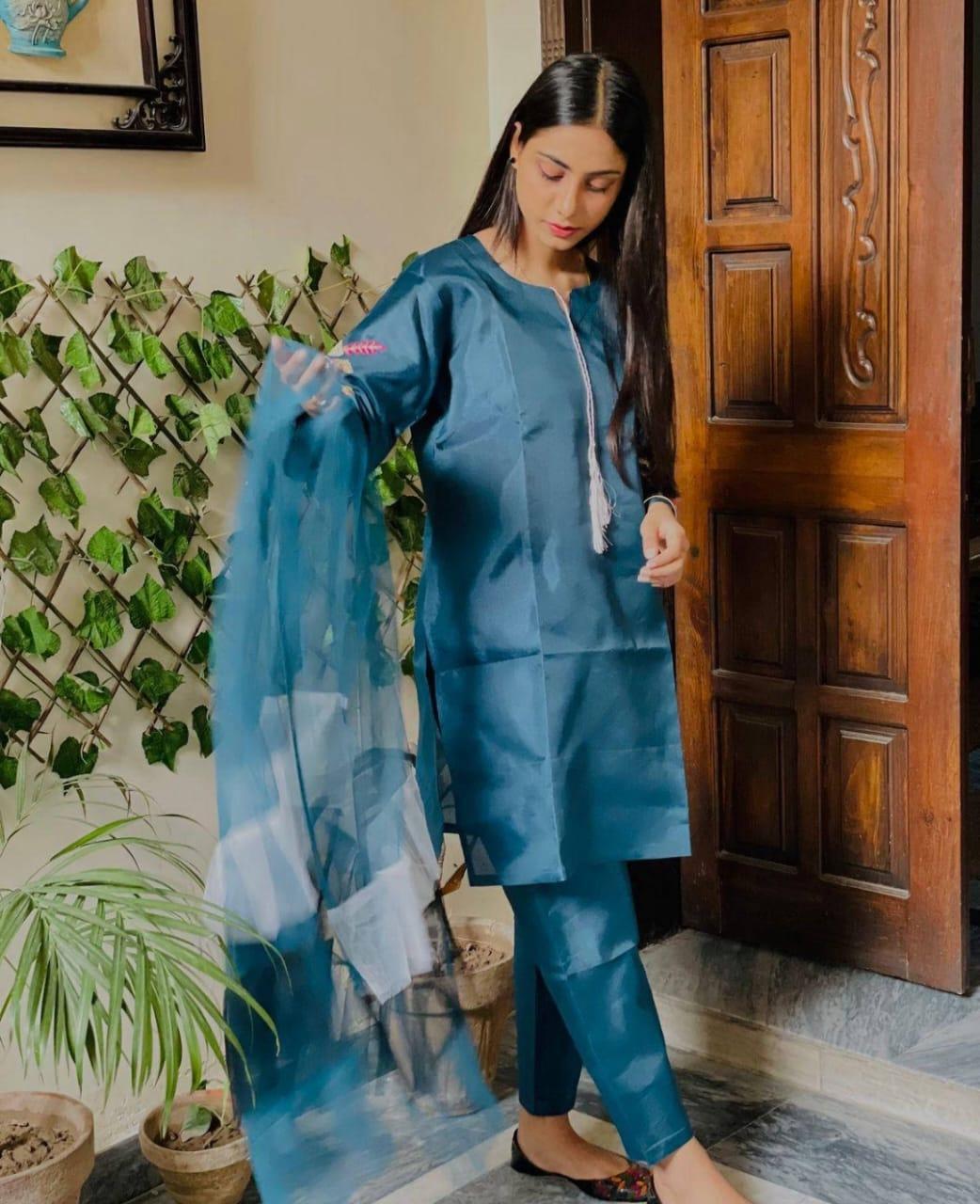Stunning Women's Stitched Suit Set -3 Pcs with Embroidered Katan Silk