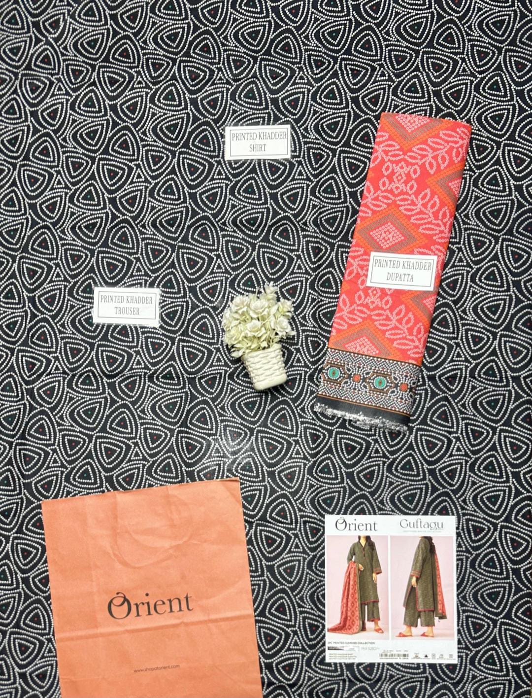 3 Pcs Women's Unstitched Khaddar Printed Suit